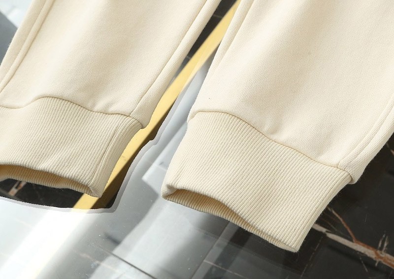 日本未入荷 グッチ×ノースフェイス*グッチウェブジョギングパンツ偽物 Noh04472代引きを販売