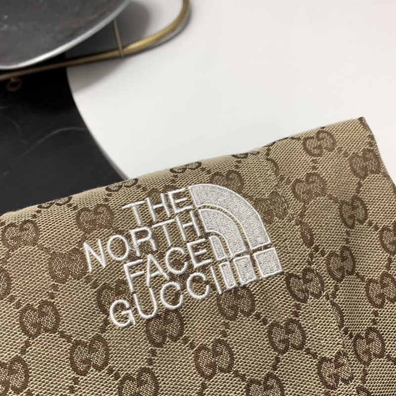 ★日本!!人気！グッチ x ノースフェイス★GGロゴハーフパンツ コピー ★ショーツ Noo41732代引きを販売
