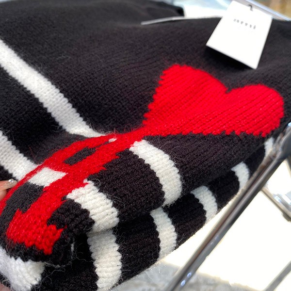 アミ パリス AMI DE COEUR クルーネック セーター 偽物 amf34705品質保証