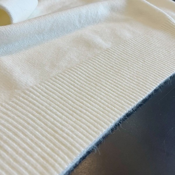すぐ届 アミ パリス AMI DE COEUR クルーネック セーター 偽物 aml69527N級品