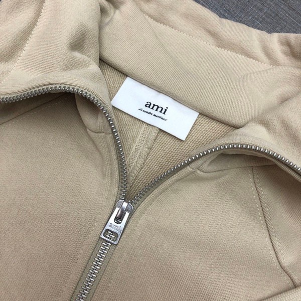 定番 アミ パリス ハーフジップ スウェットシャツ コピー amn16256高い品質