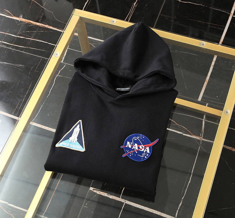 稀少バレンシアガ パーカー コピー SPACE BOXY ミディアムフリース フーディ 651799TKVD9040激安送料無料
