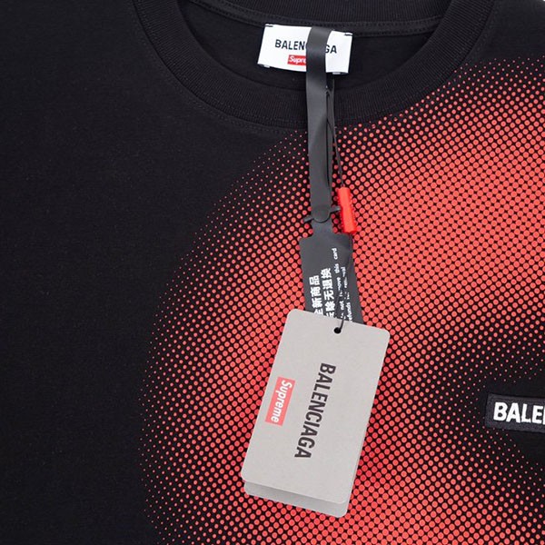 バレンシアガ シュプリーム コピー Sロゴ プリント Tシャツ bac78906高い品質
