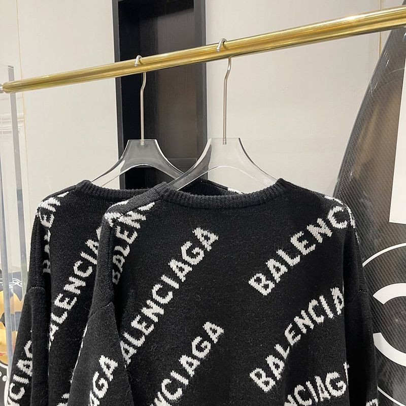 完売必至バレンシアガ スーパーコピー Allover Logo セーター ニットウェア ブラック baf75877代引きを販売