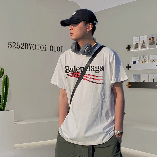 バレンシアガ シュプリーム コピー キャンペーン ロゴ プリント Tシャツ baf80474代引きを販売