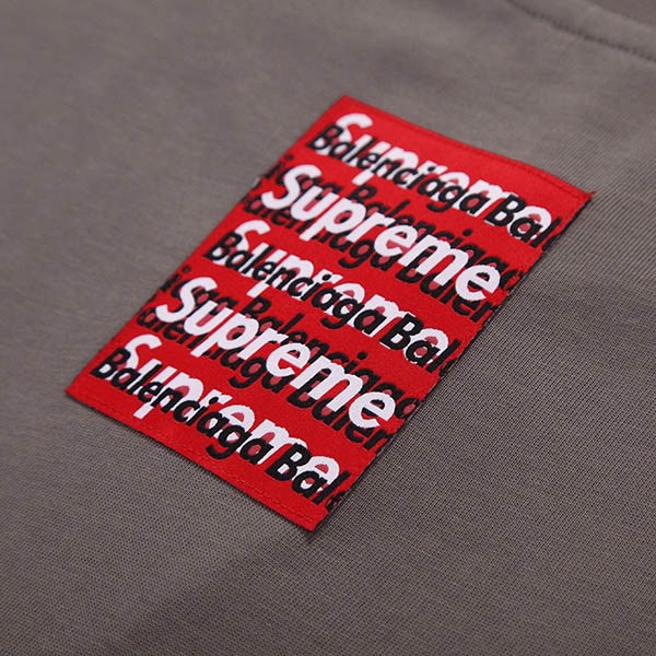 バレンシアガ シュプリーム 偽物 キャンペーン ロゴ プリント Tシャツ bah83600代引きを販売