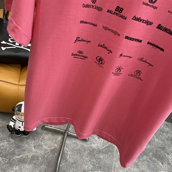 n級 おすすめバレンシアガ コピー ロゴ オーバーサイズ Tシャツ 半袖 bai64253激安送料無料