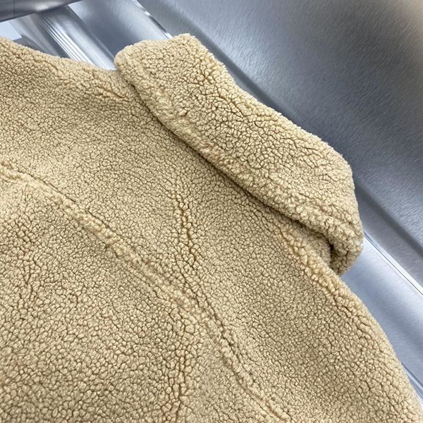 大人気!!新色バレンシアガ オーバーサイズ ジャケット コピー bai68562高い品質
