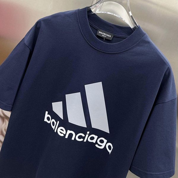 ☆超人気☆ バレンシアガ×アディダス Tシャツ スーパーコピー 半袖 bam25180激安送料無料