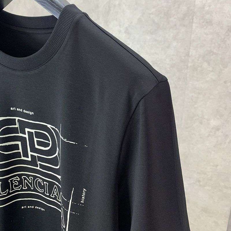 大人気!!新色バレンシアガ クルーネック Tシャツ 偽物 BB ban29434人気