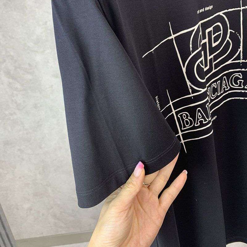 大人気!!新色バレンシアガ クルーネック Tシャツ 偽物 BB ban29434N級品