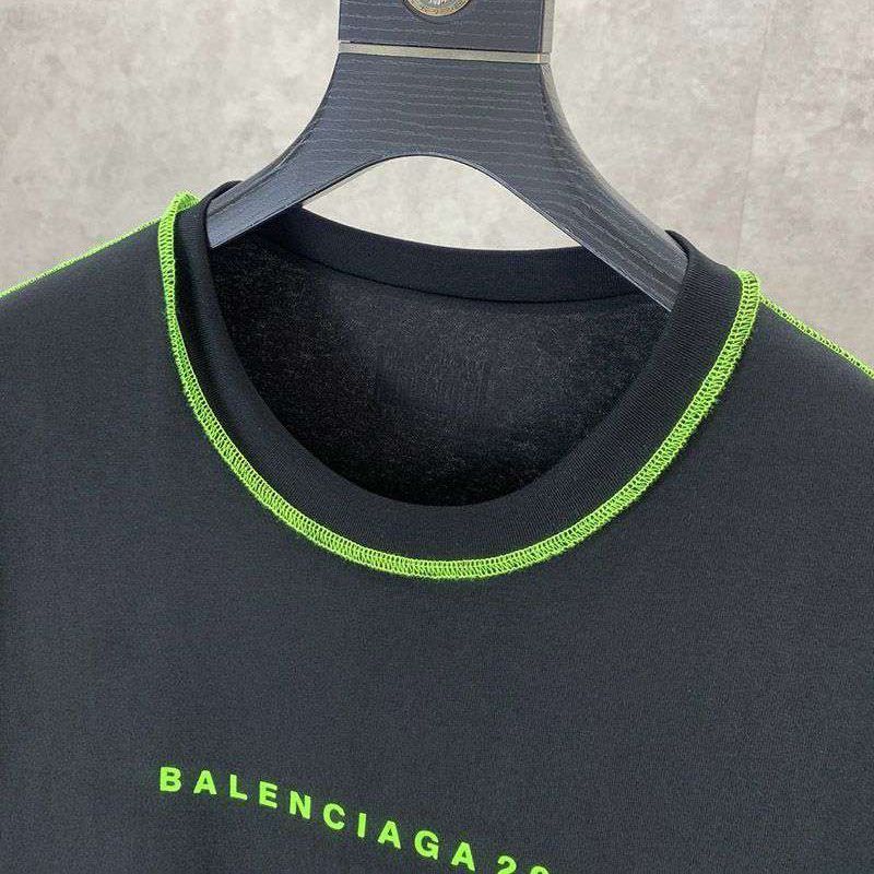 希少色バレンシアガ クルーネックロゴ Tシャツ コピー ban76335高い品質