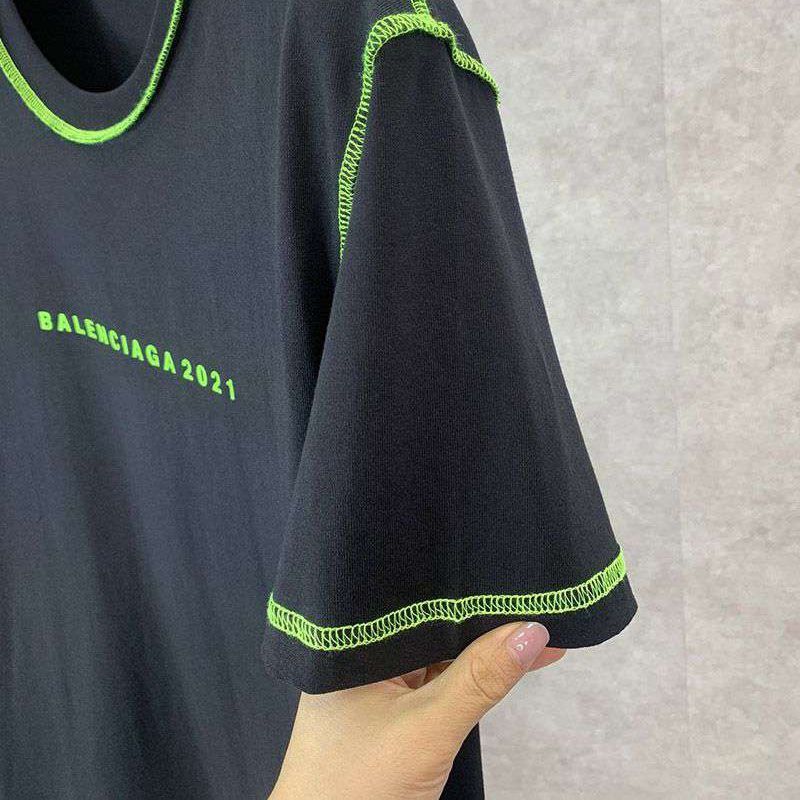 希少色バレンシアガ クルーネックロゴ Tシャツ コピー ban76335人気