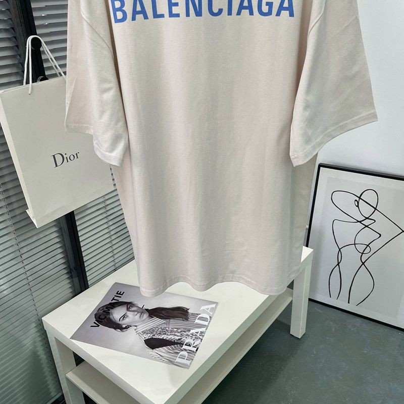 超希少！バレンシアガ LOGO Tシャツ スーパーコピー bao06323品質保証