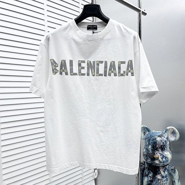 ギフトに最適バレンシアガ Tape Type Tシャツ コピー ロゴ 半袖 コットン 2色 bap73141高い品質