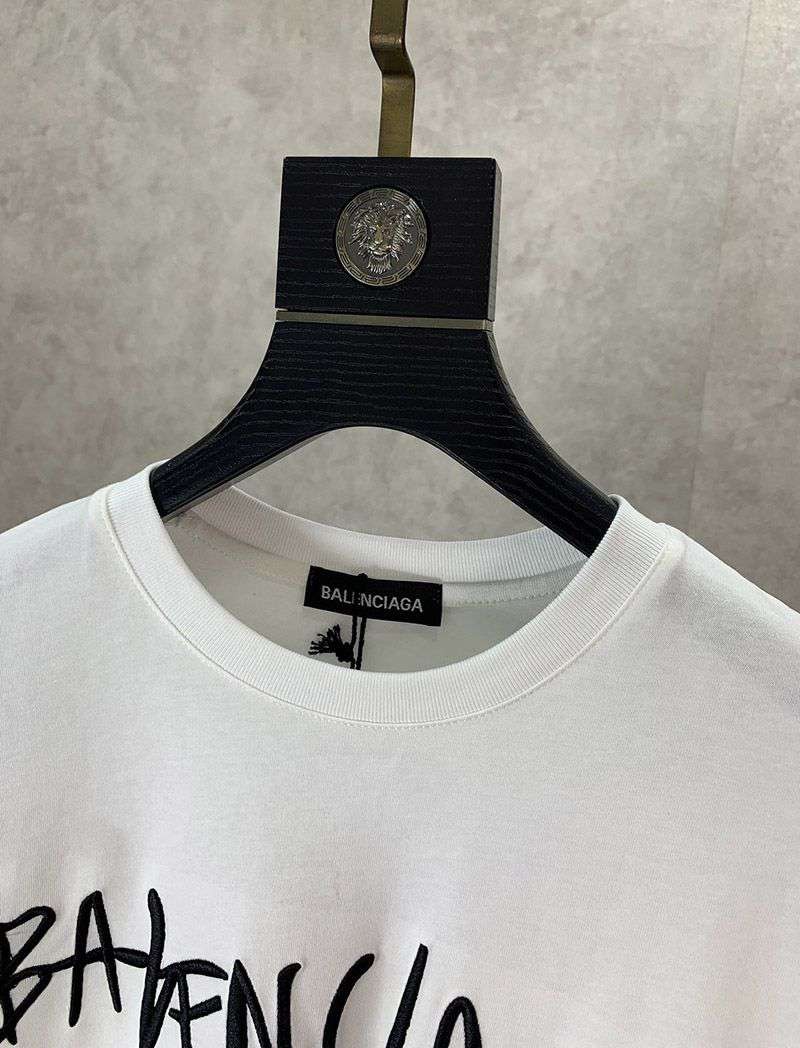 稀少バレンシアガ クルーネックロゴ Tシャツ コピー ホワイト baq29190高い品質