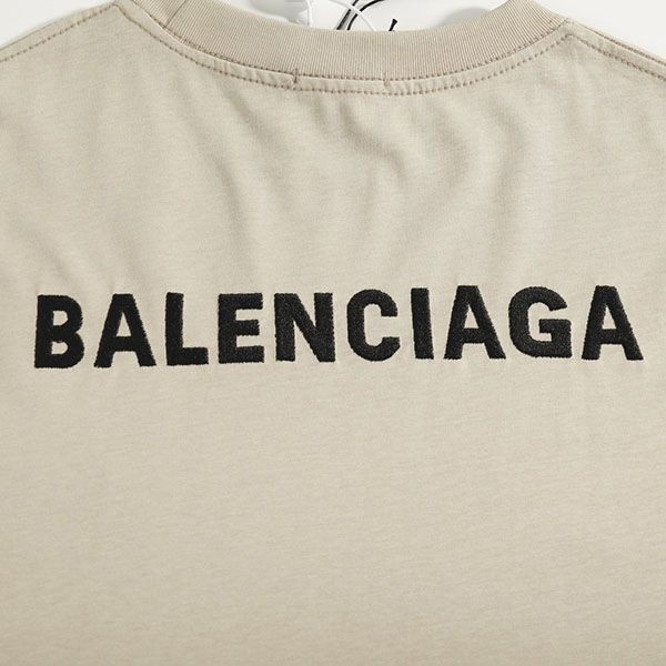 おすすめ バレンシアガ ユニセックス プリント Tシャツ 偽物 baq40935人気