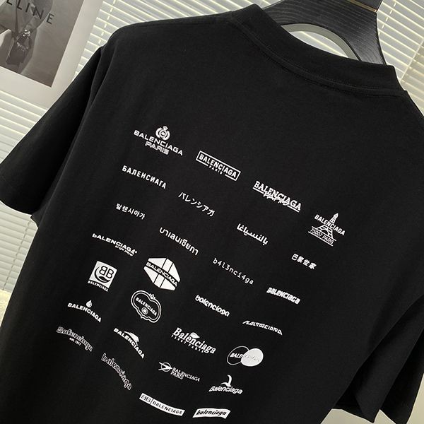 ★追跡付き発送で安心バレンシアガ コピー ロゴ オーバーサイズ Tシャツ 半袖 2色 baq50186高い品質