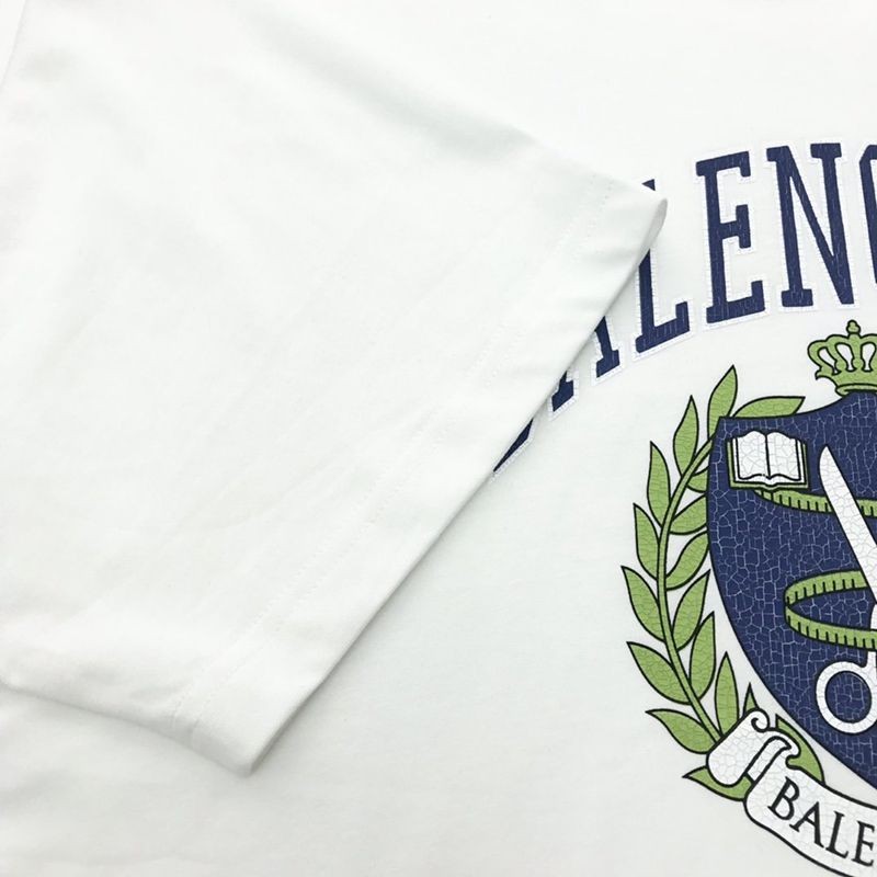 大人気！【バレンシアガ】ロゴ入りコットンTシャツ 偽物 baq76052人気