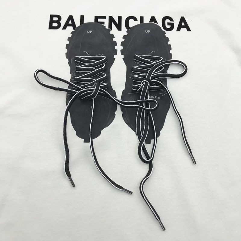 人気No1【バレンシアガ】ロゴ入りコットンTシャツ スーパーコピー bar05197人気
