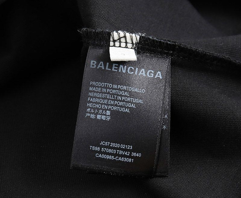 春もの新作バレンシアガ クルーネック Tシャツ 偽物 SACRE COEUR ブラック bar35088品質保証