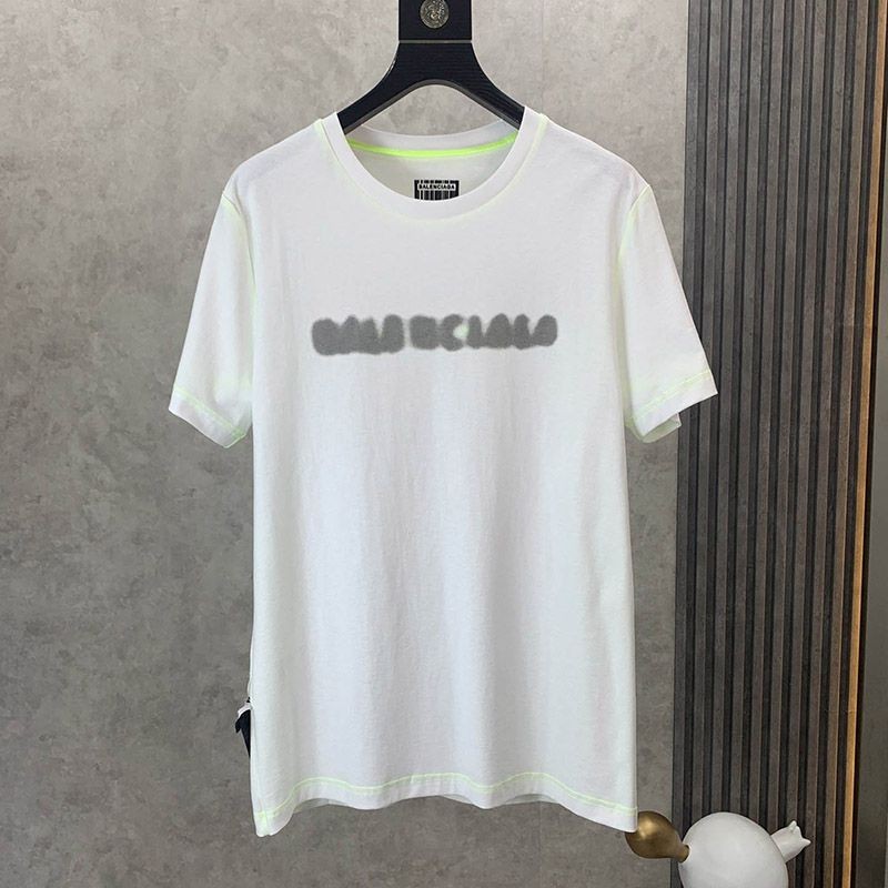 入手困難バレンシアガ KIDS - BLURRY Tシャツ スーパーコピー bar83075通販