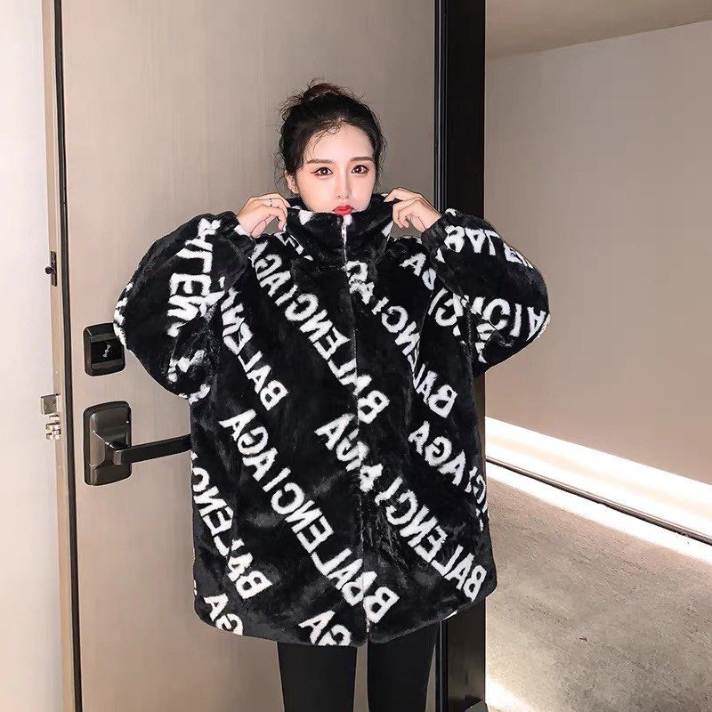 春もの新作バレンシアガ ALLOVER LOGO ソフトジャケット コピー◆ブラック◆ bas64466代引きを販売