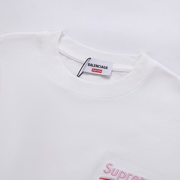 バレンシアガ シュプリーム 偽物 コラボ Sロゴ プリント Tシャツ bau15716高い品質