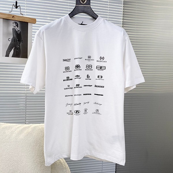 2023新作 バレンシアガ フルロゴ Tシャツ 偽物 bav15579通販