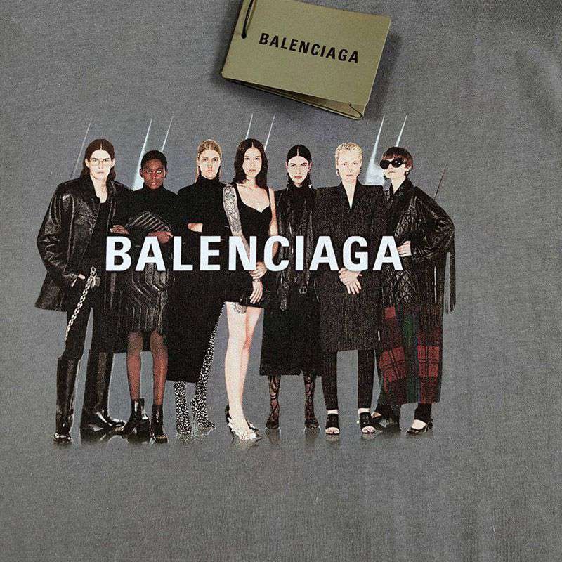 【日本未発売】リアルバレンシアガ Tシャツ 偽物 グレー bax82470人気