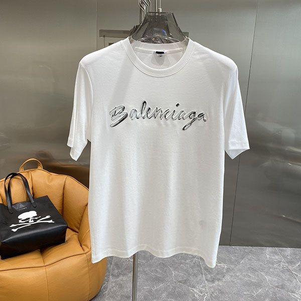 激安価格！バレンシアガ 偽物 ロゴ オーバーサイズ Tシャツ 半袖 2色 bay30051通販