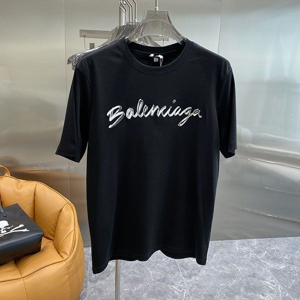 激安価格！バレンシアガ 偽物 ロゴ オーバーサイズ Tシャツ 半袖 2色 bay30051人気