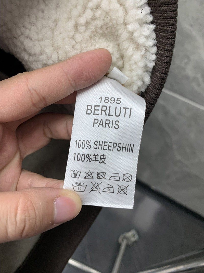 【日本未発売】ベルルッティプルスタイルに☆パティーヌレザー 偽物 bem12990N級品
