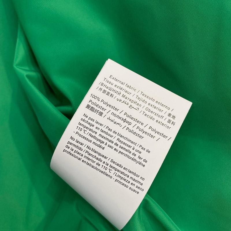 肌触り最高な ボッテガヴェネタ フリース フーディ コピー bom12379品質保証