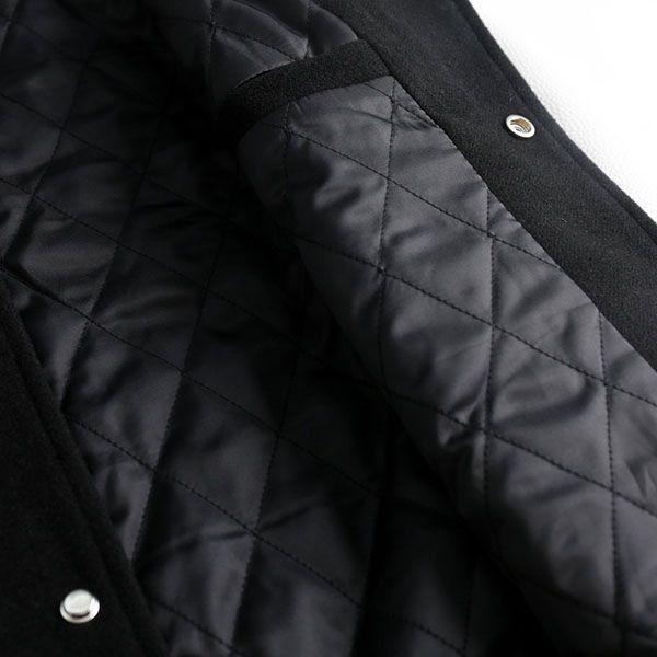 素敵な バーバリー バーシティレザージャケット 偽物 Bag25032代引きを販売