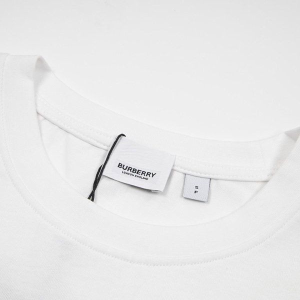 超話題!バーバリー Tシャツ 偽物 クルーネック 半袖 ロゴ Bah82112高い品質