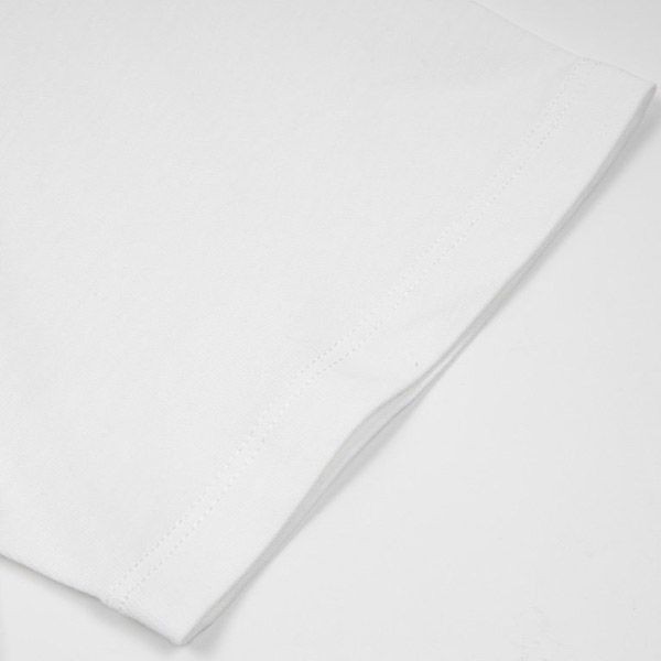 超話題!バーバリー Tシャツ 偽物 クルーネック 半袖 ロゴ Bah82112代引きを販売