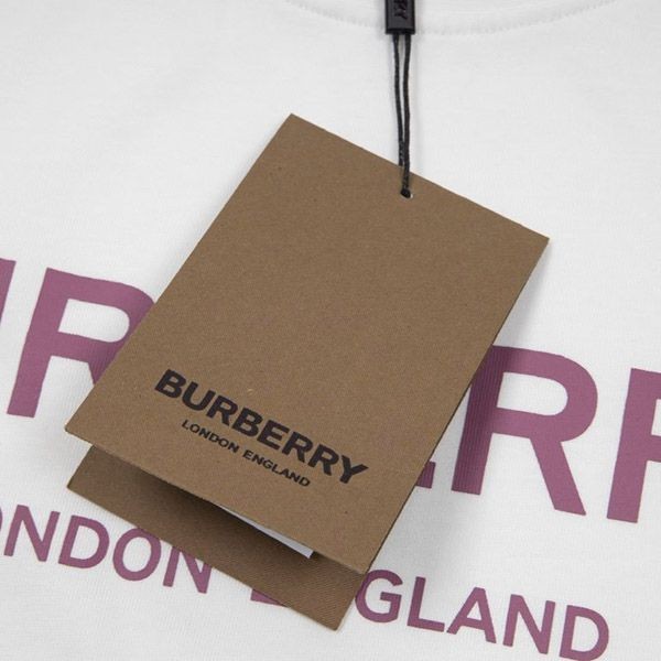 超話題!バーバリー Tシャツ 偽物 クルーネック 半袖 ロゴ Bah82112品質保証
