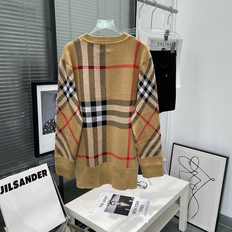 21AW新作 バーバリー ヴィンテージチェックオーバーサイズニット ベージュコピー Ban16653代引きを販売