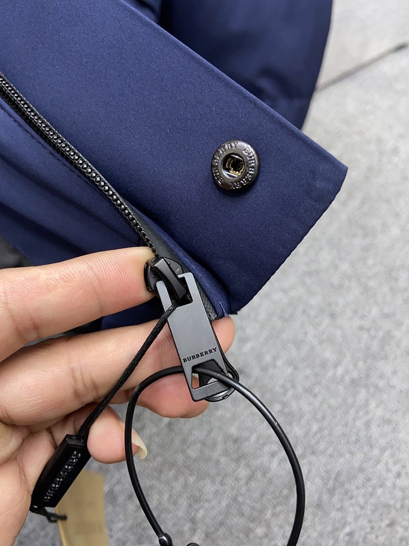 ☆超人気☆バーバリー デタッチャブル フード ジャケット スーパーコピー Bap86843N級品