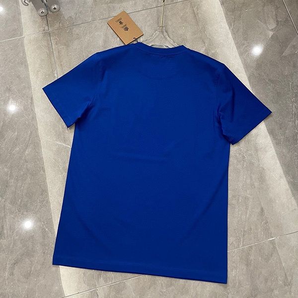一目惚れ♪バーバリー Tシャツ スーパーコピー クルーネック 半袖 ロゴ Bas02601通販