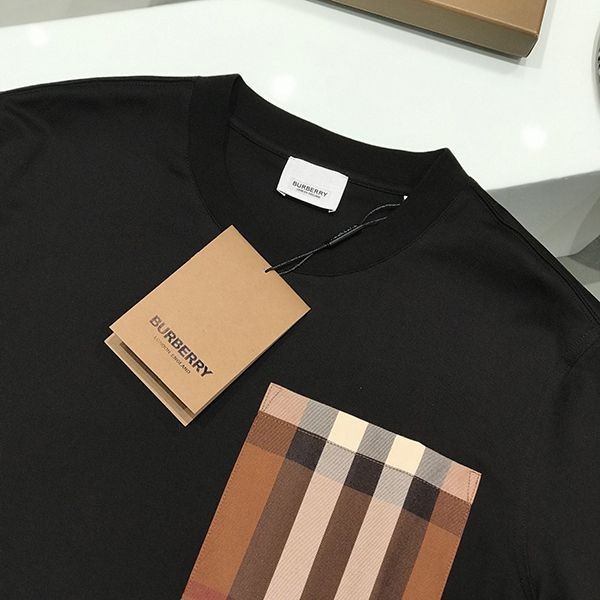 お洒落に♪バーバリー Tシャツ 偽物 ブラック Bav82820激安送料無料