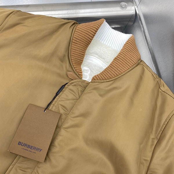 ☆超人気☆バーバリー ナイロン ボマージャケット コピー Baw06947N級品