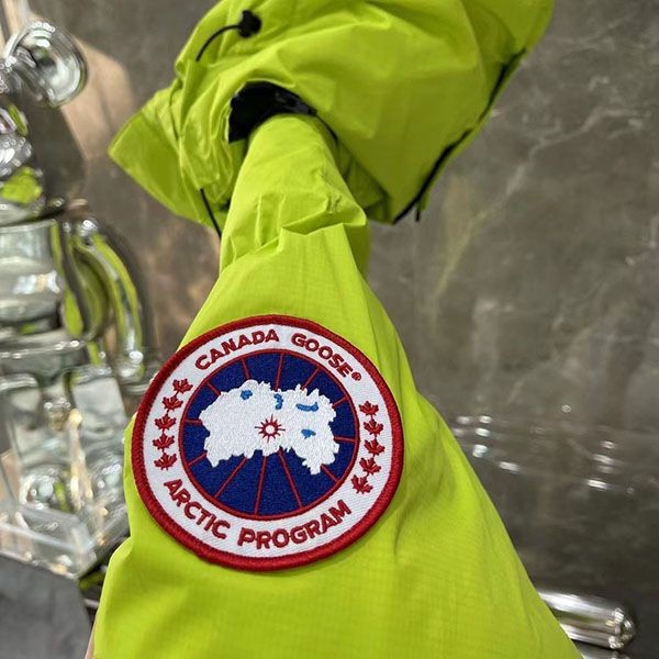 人気急上昇 カナダグース Cypress Jacket コピー ダウンジャケット Caf19737激安送料無料