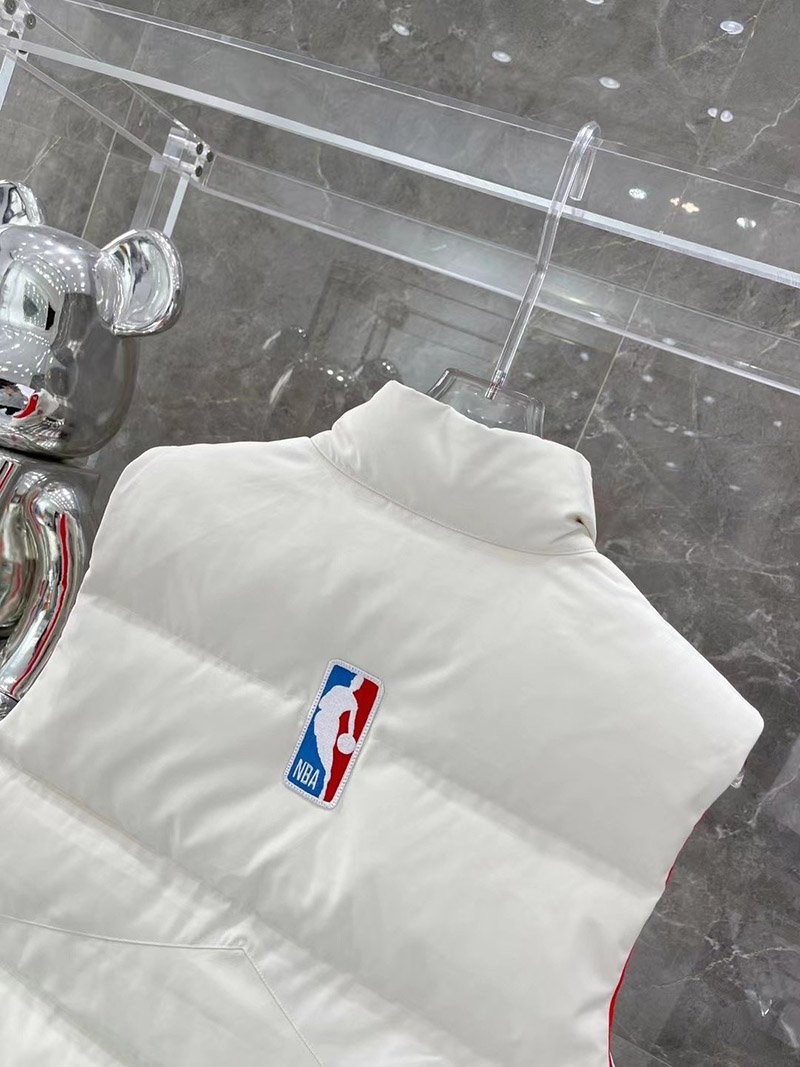 可愛い カナダグース x NBA フリースタイルベストコピー Caj88137品質保証