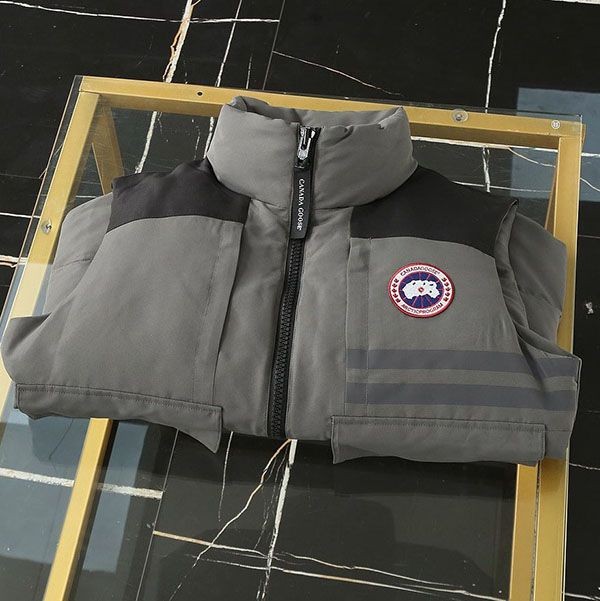 すぐ届く カナダグース フリースタイル ダウンベスト コピー Cao17934激安送料無料