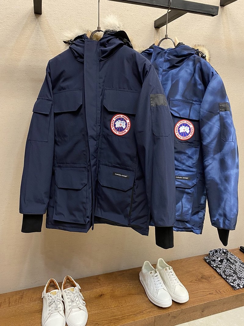 大人気！カナダグース＊EXPEDITION＊エクスペディション＊フュージョン コピー Caw37484激安送料無料