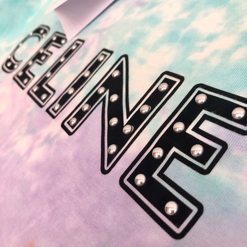2021SS セリーヌ 偽物 スタッズ付き セリーヌロゴ ルーズTシャツ 2X687957M激安送料無料