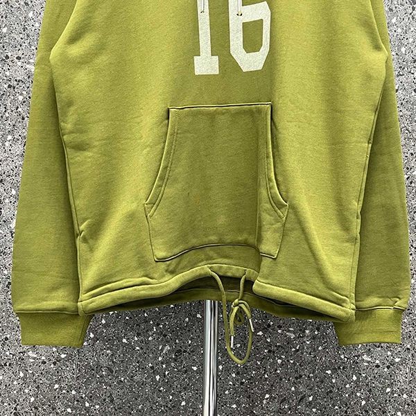 人気急上昇 セリーヌ PARIS 16 パーカー 偽物 CL08310329代引きを販売