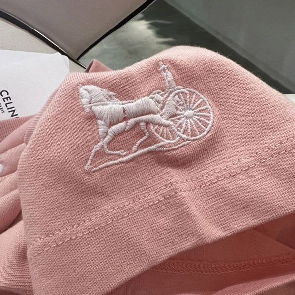 世界中で大人気♪セリーヌ トリオンフ ロゴ Tシャツ / コットンジャージー ピンク Cek23771N級品